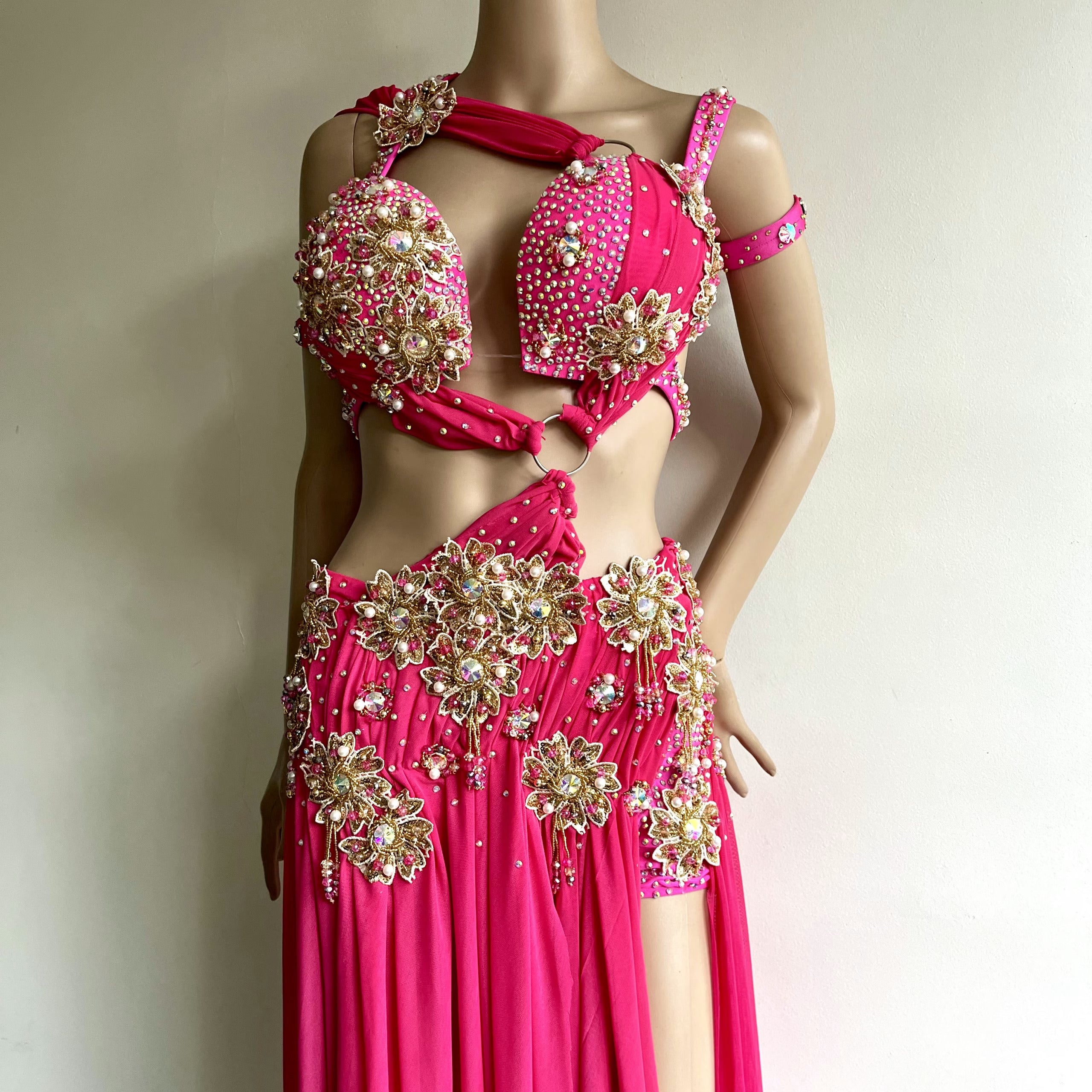 TRAJE FUCSIA 601