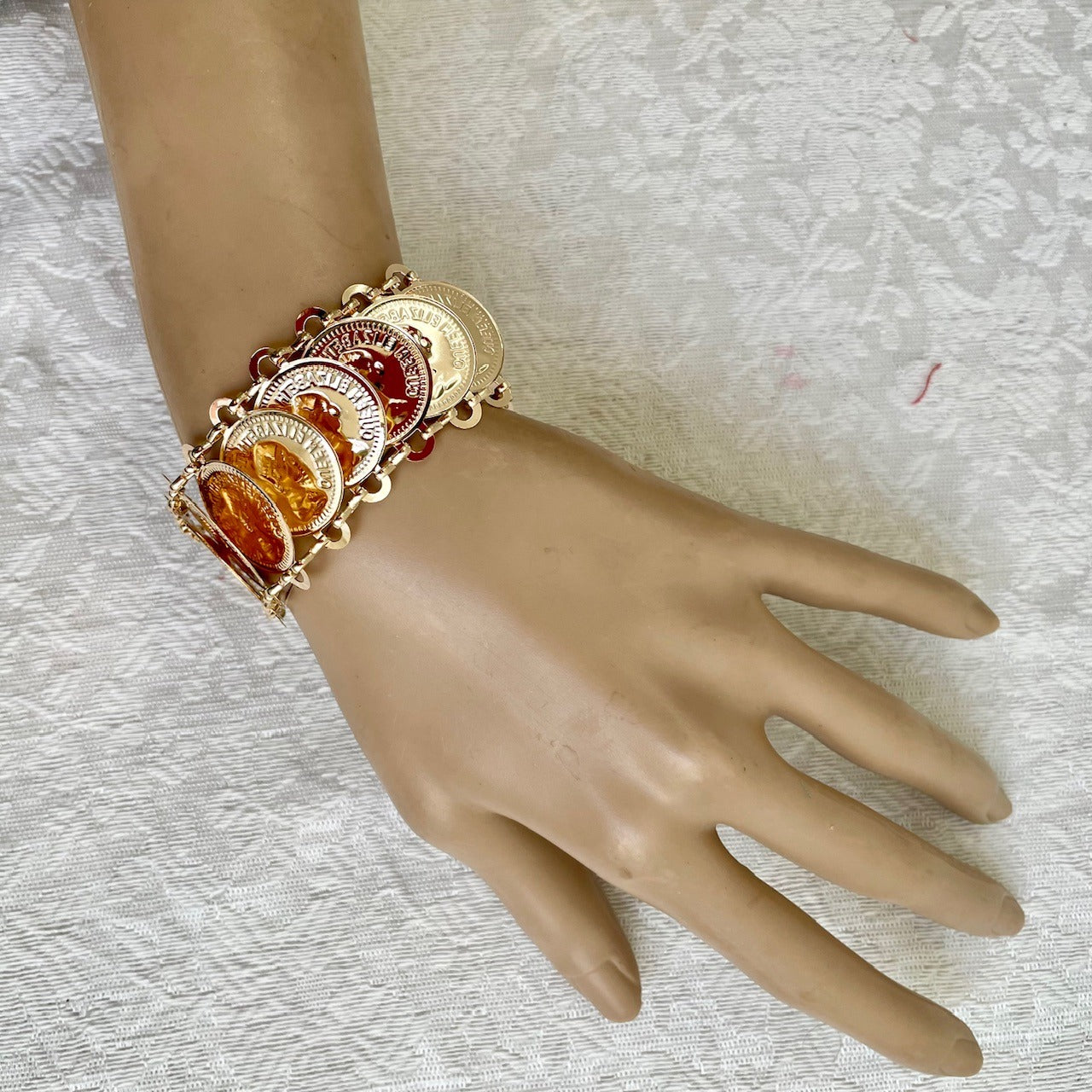 PULSERA de monedas dorada