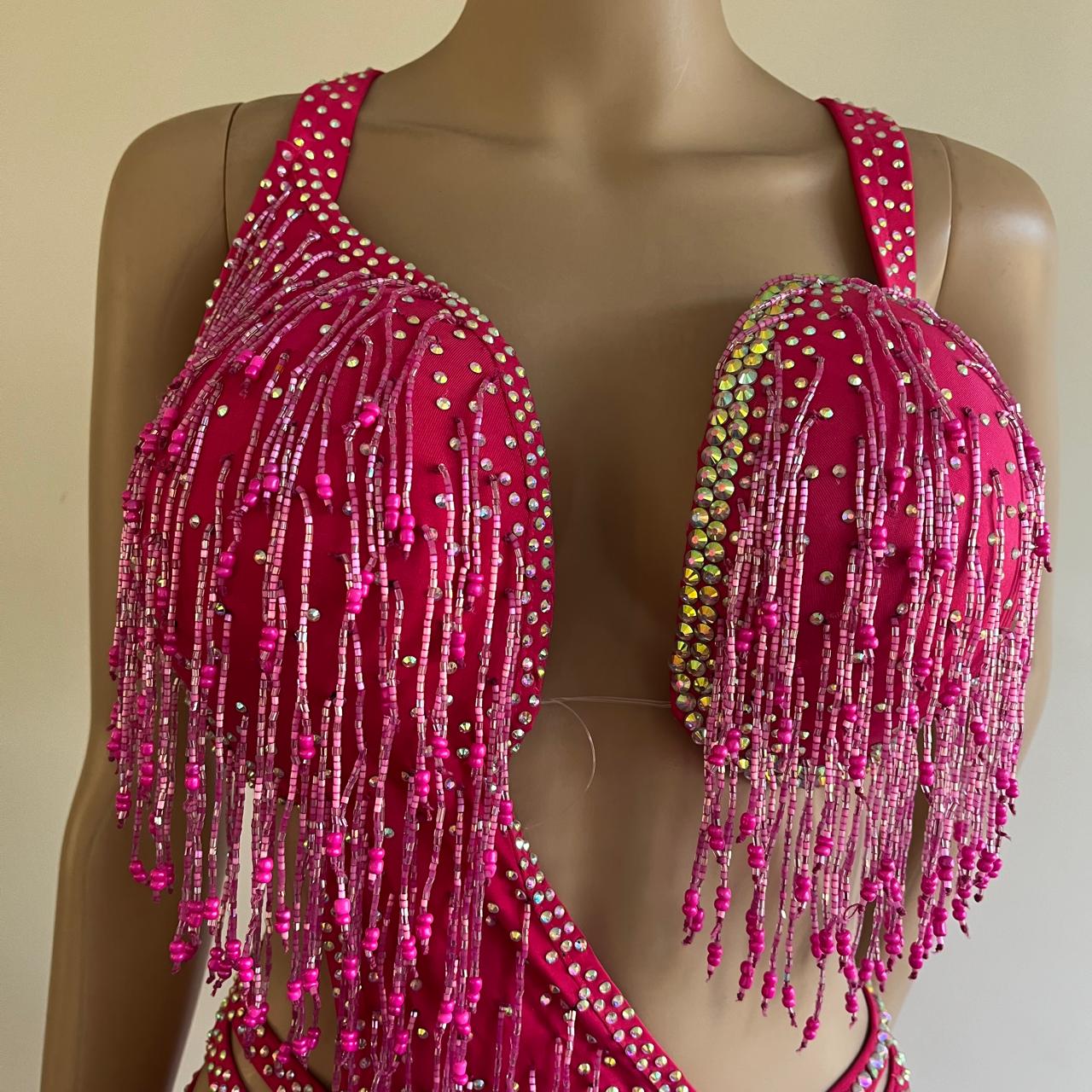 Traje Fucsia 615