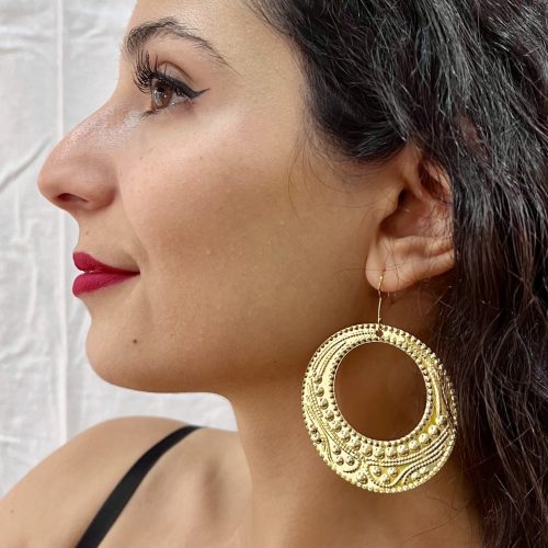 ARO Leyla dorado